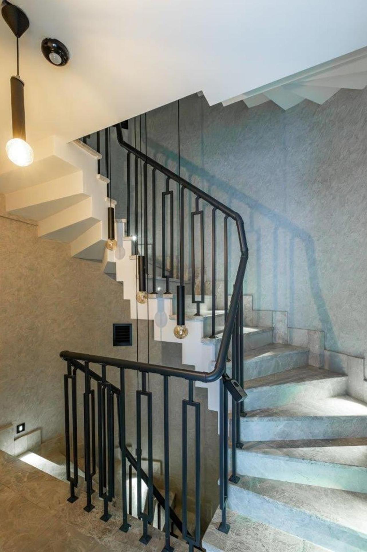 Charming Bright New 2bd1bath Wparking!#339 Daire